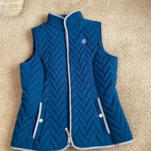 Ariat vest